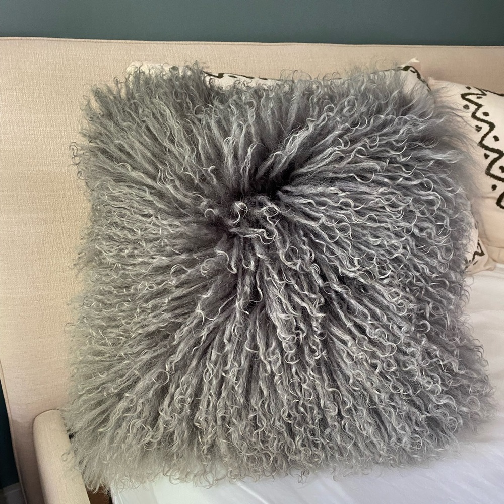 100% Mongolian Lamb Wool Pillow | Gray | Like New